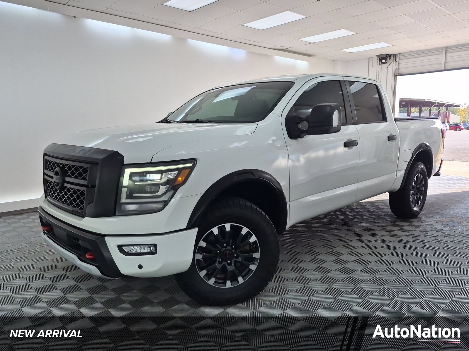 Nissan Titan