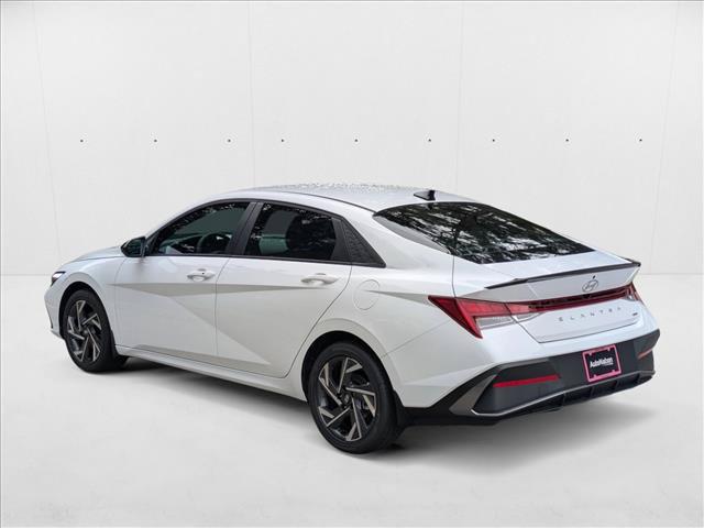 2025 Hyundai Elantra Blue - Photo 8