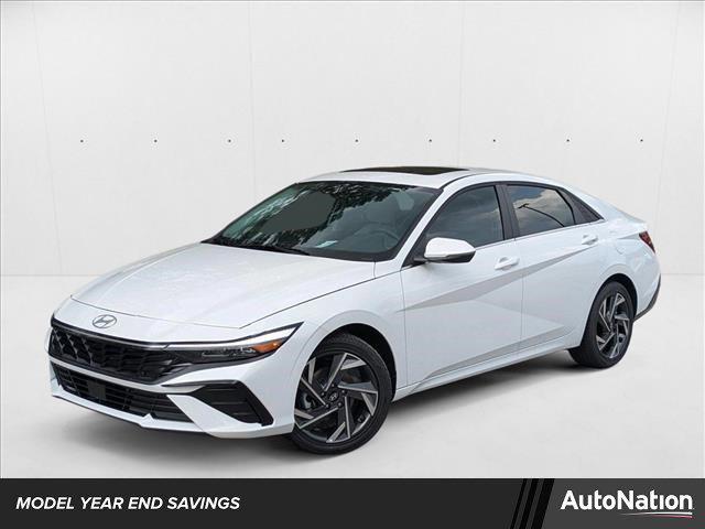 2025 Hyundai Elantra Limited's photo