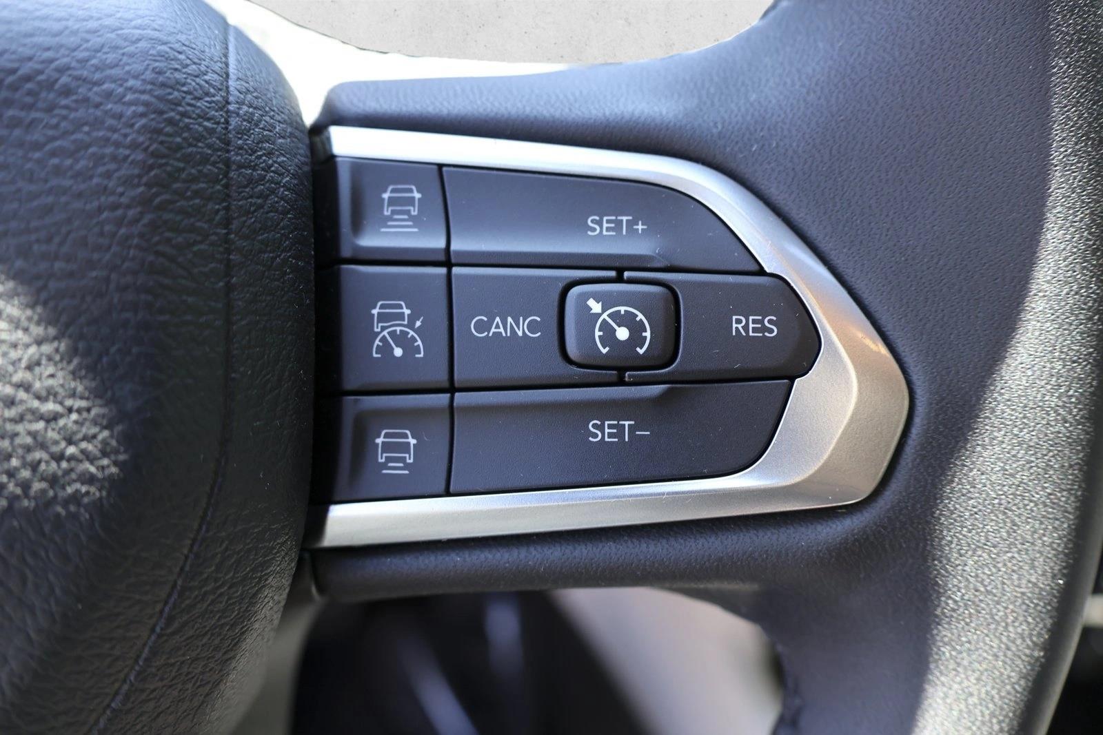 2023 Jeep Compass Latitude - Photo 16
