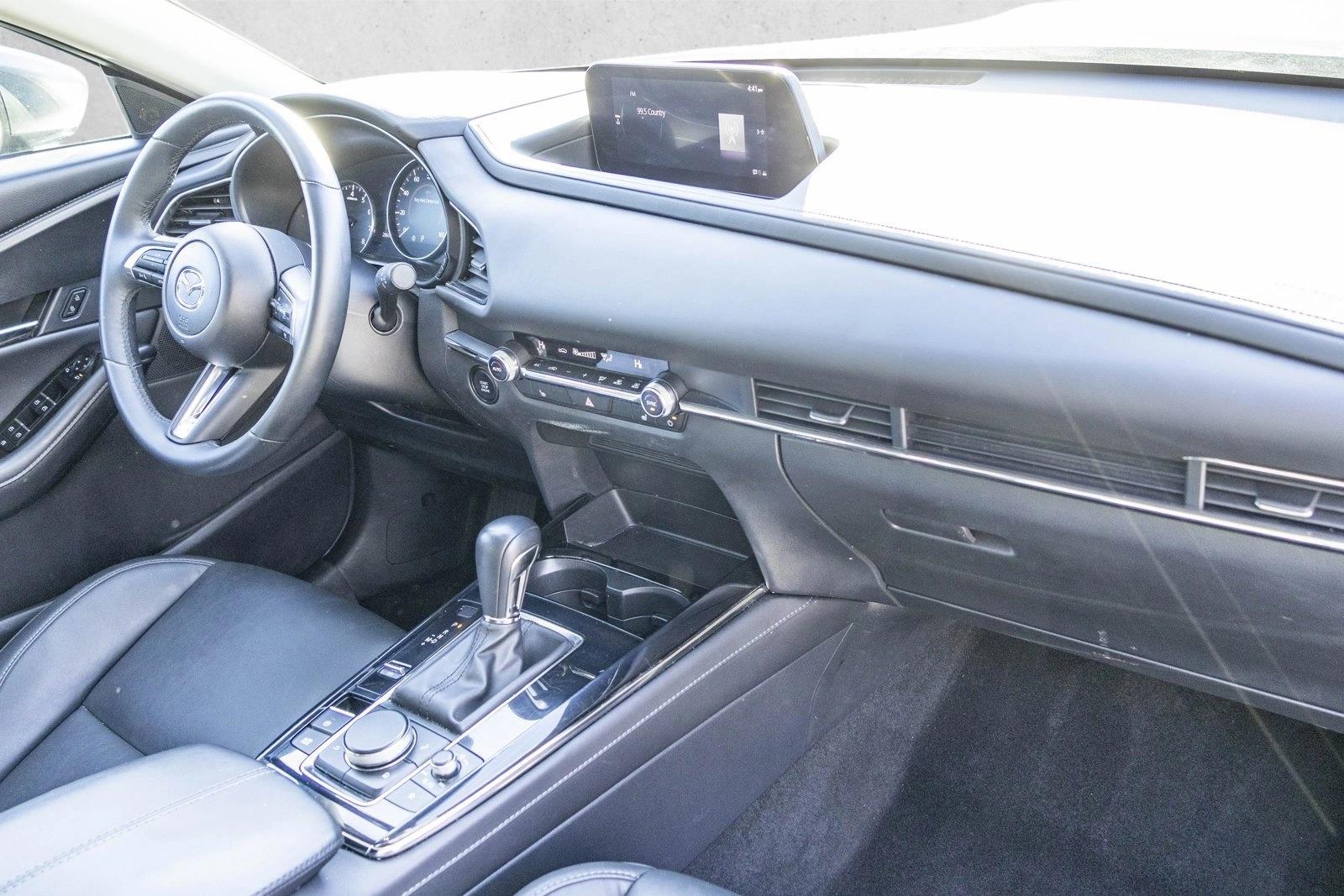 2025 MAZDA CX-30 - Image 28