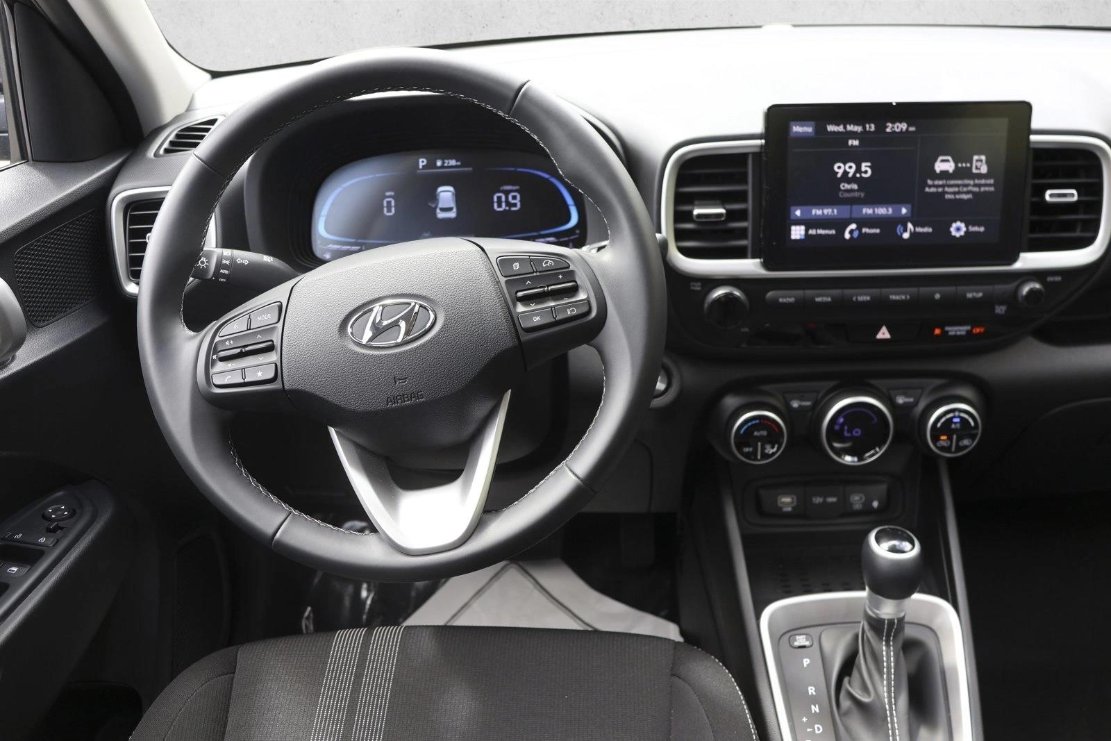 2026 Hyundai Venue SEL - Photo 24