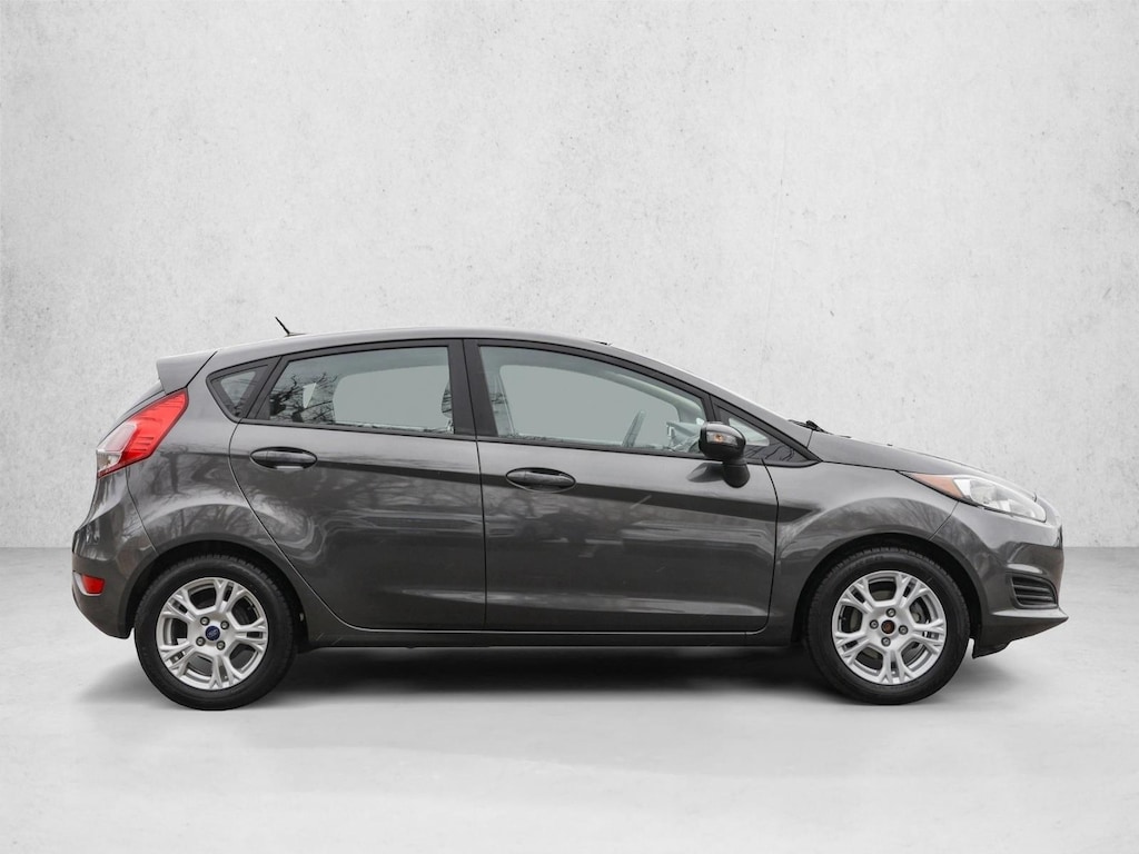 Used 2016 Ford Fiesta SE 4dr Car