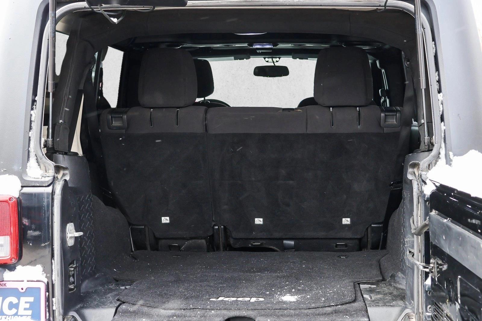 2013 JEEP WRANGLER - Image 20