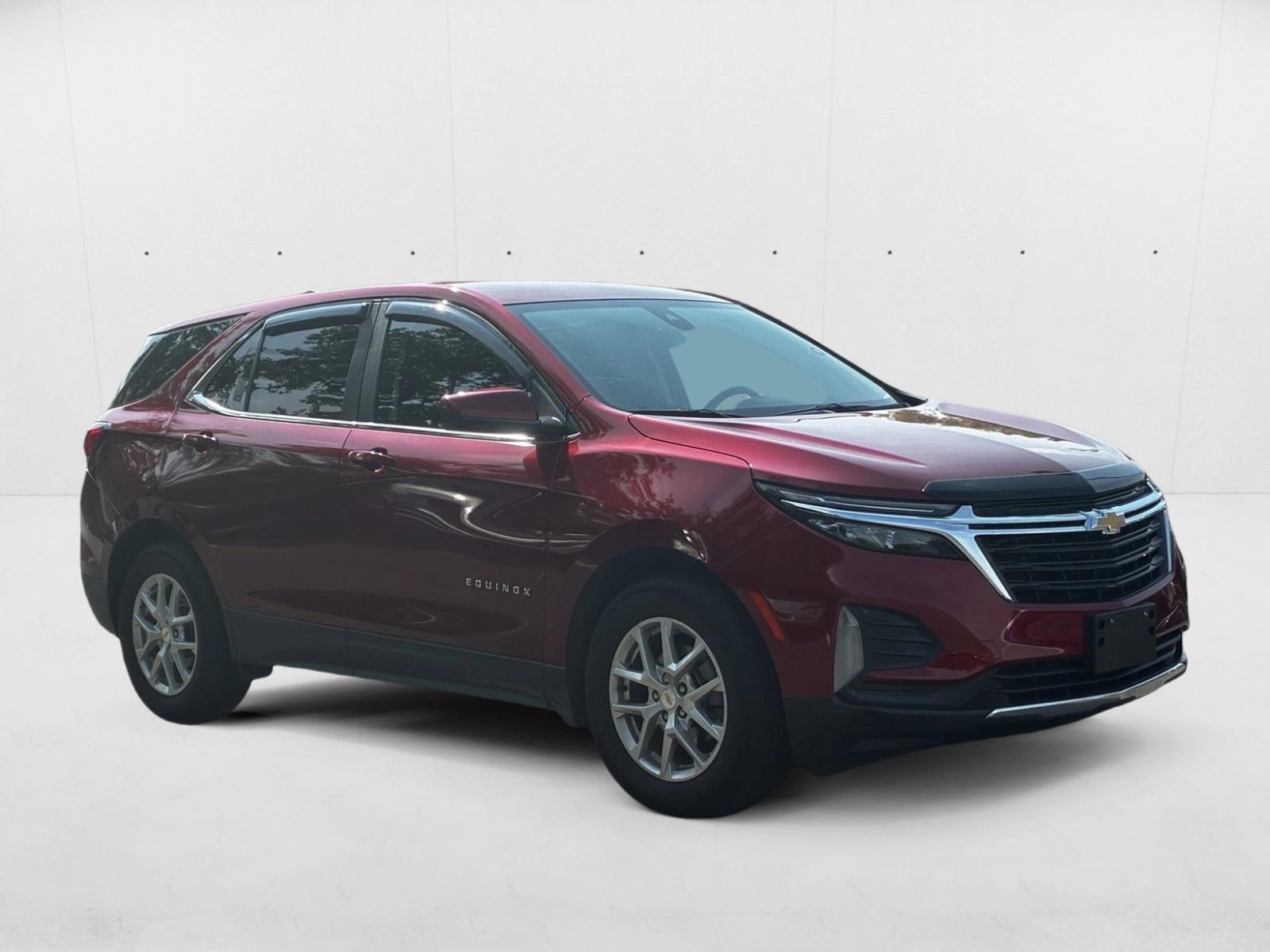 2023 Chevrolet Equinox LT photo 3