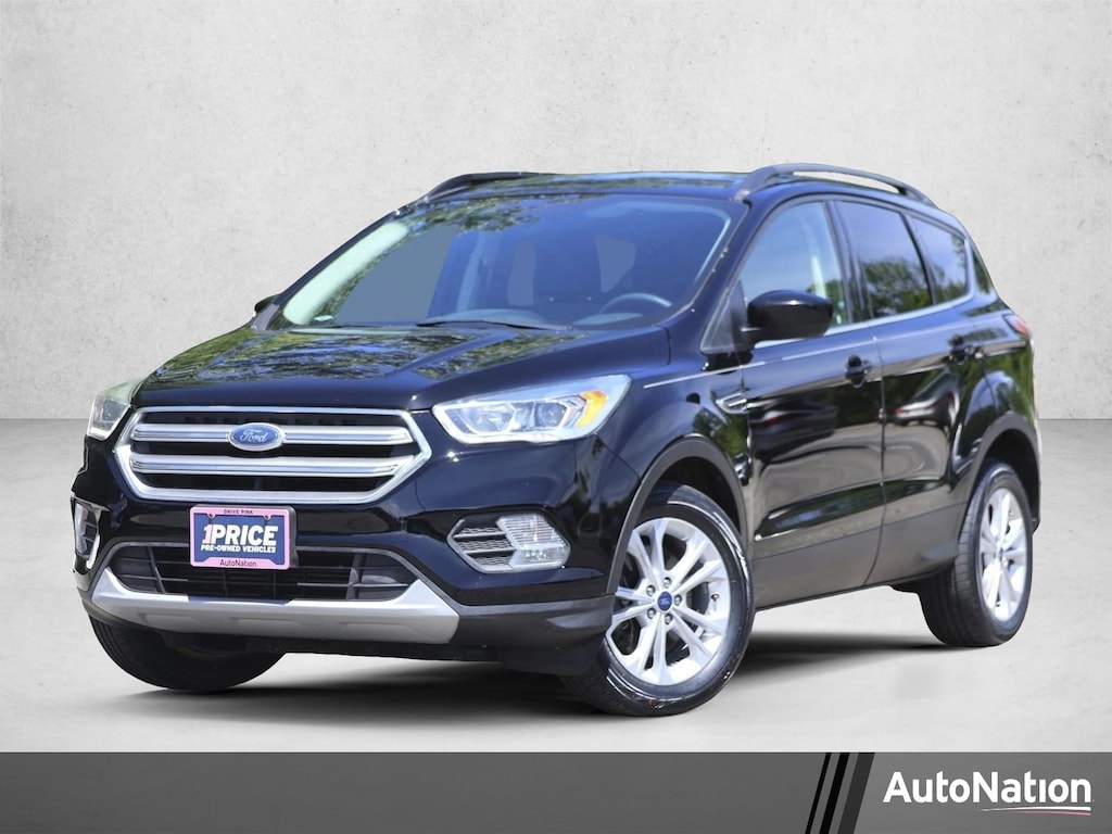 Used 2017 Ford Escape SE Sport Utility