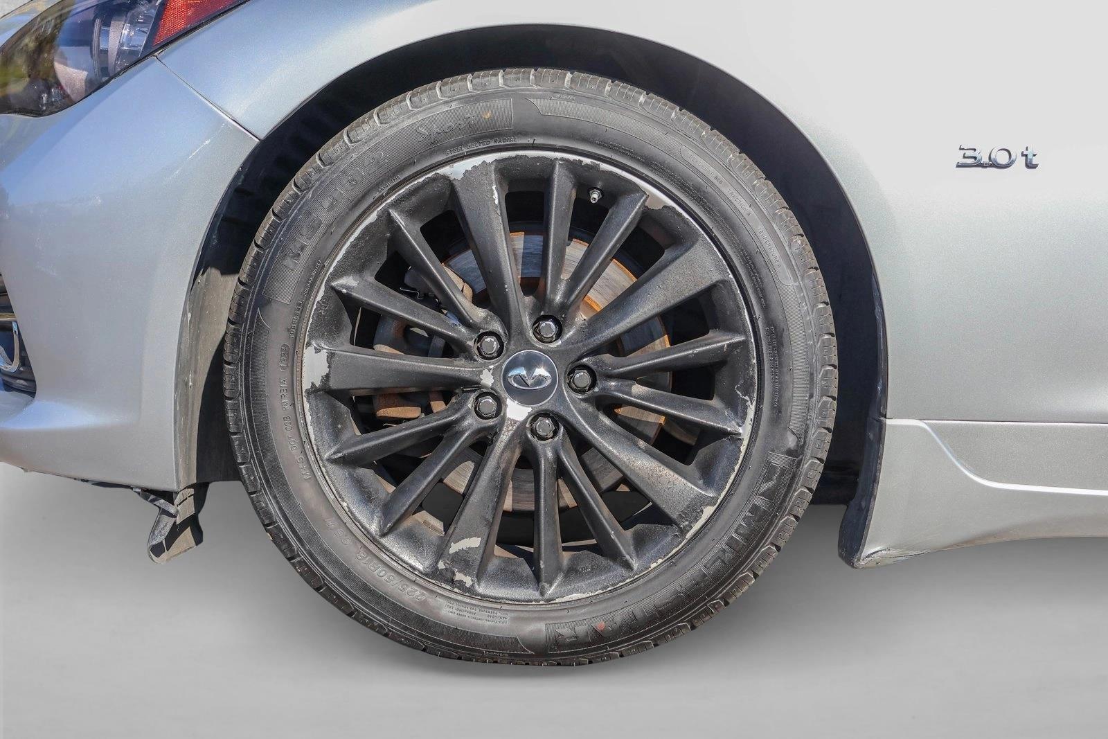 2017 INFINITI Q50 - Image 9