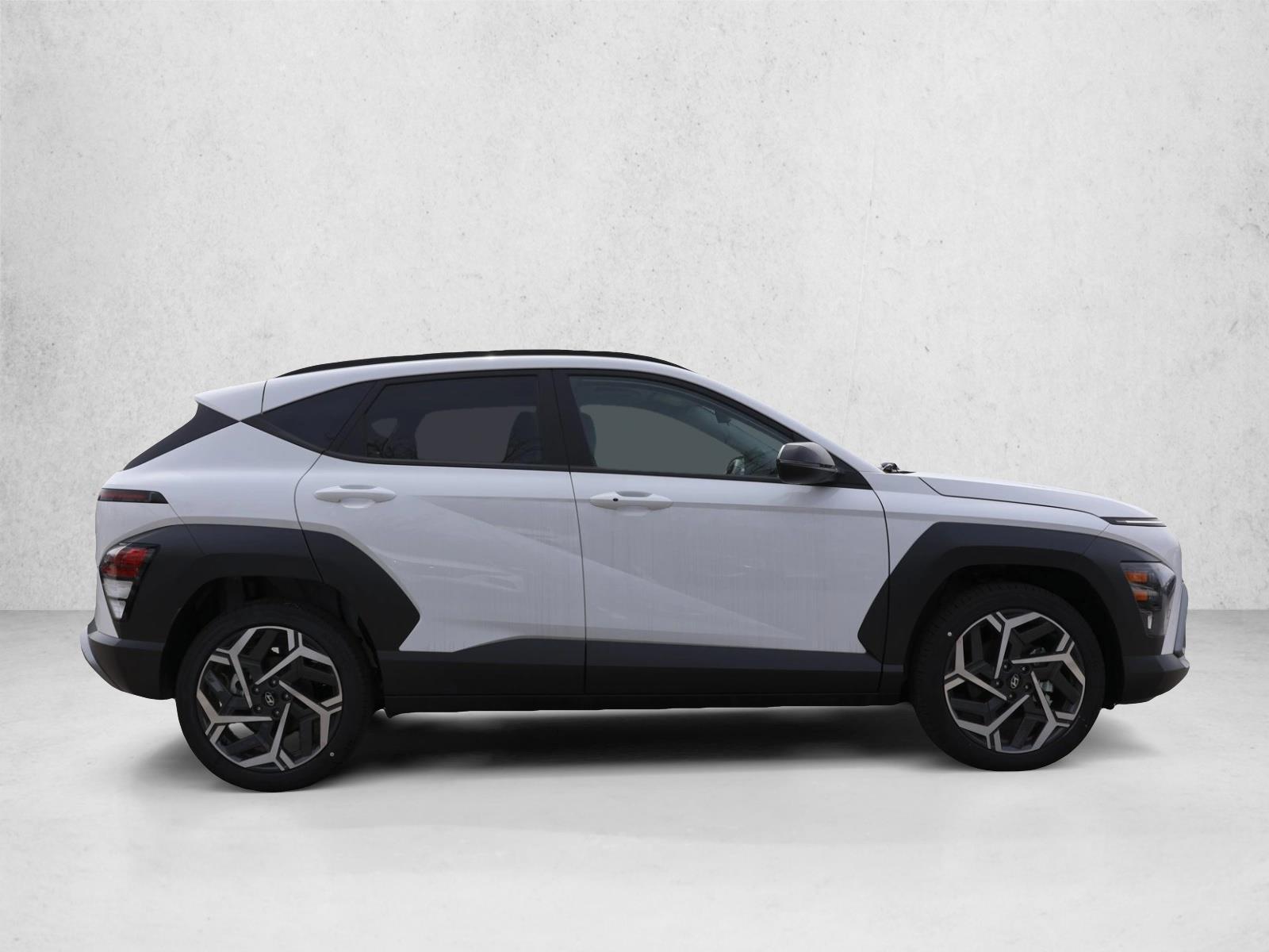 2026 Hyundai Kona SEL Premium - Photo 4