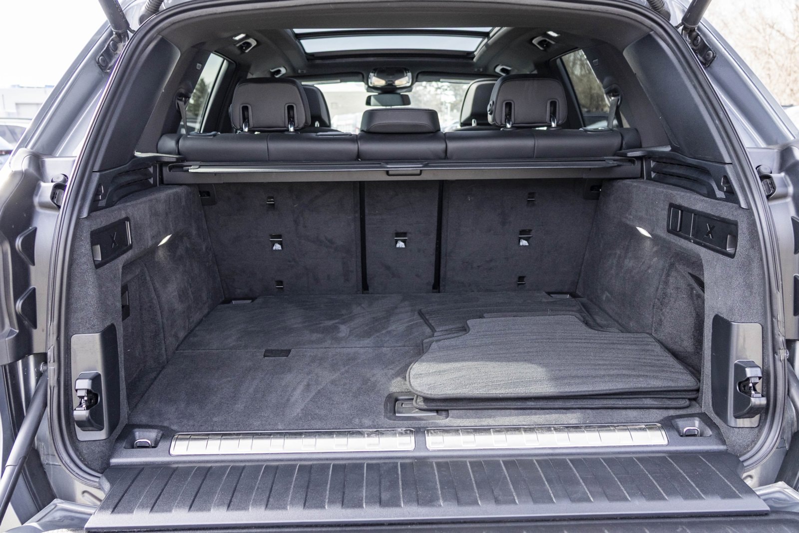 2025 BMW X5 - Image 26