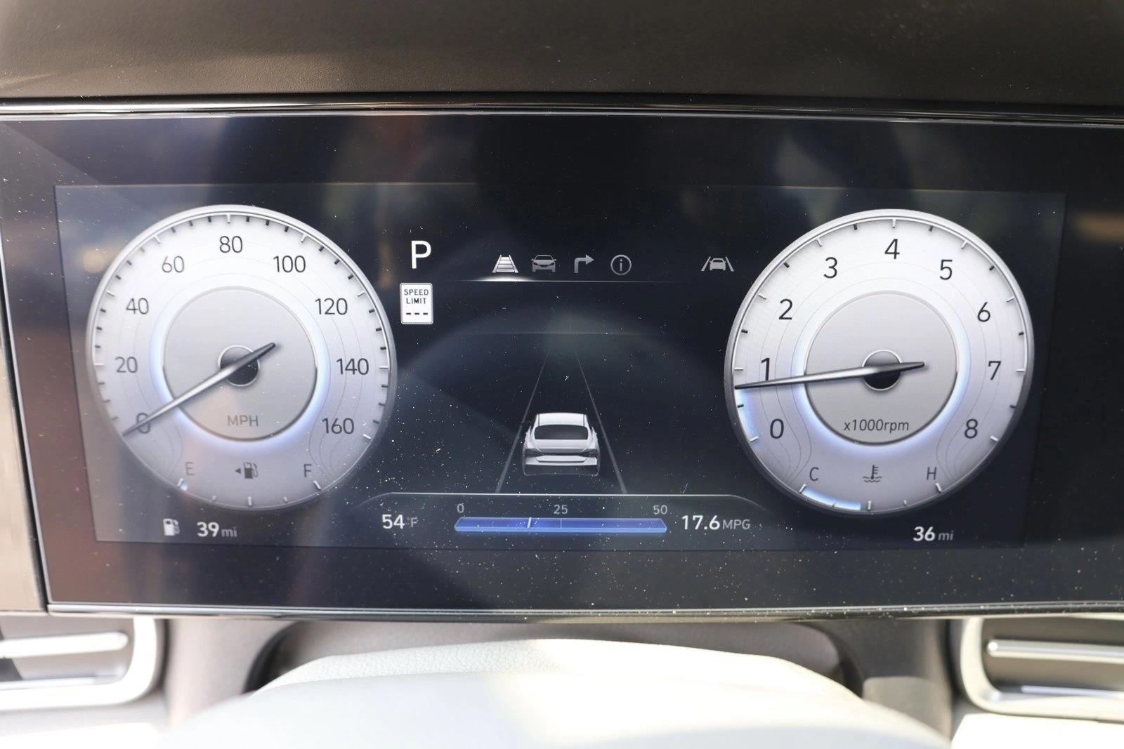 2025 Hyundai Elantra SEL - Photo 15