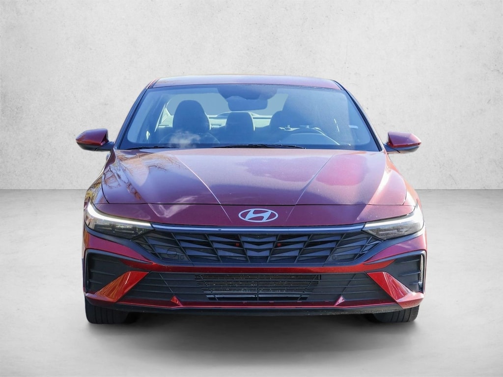 Used 2024 Hyundai Elantra SEL 4dr Car