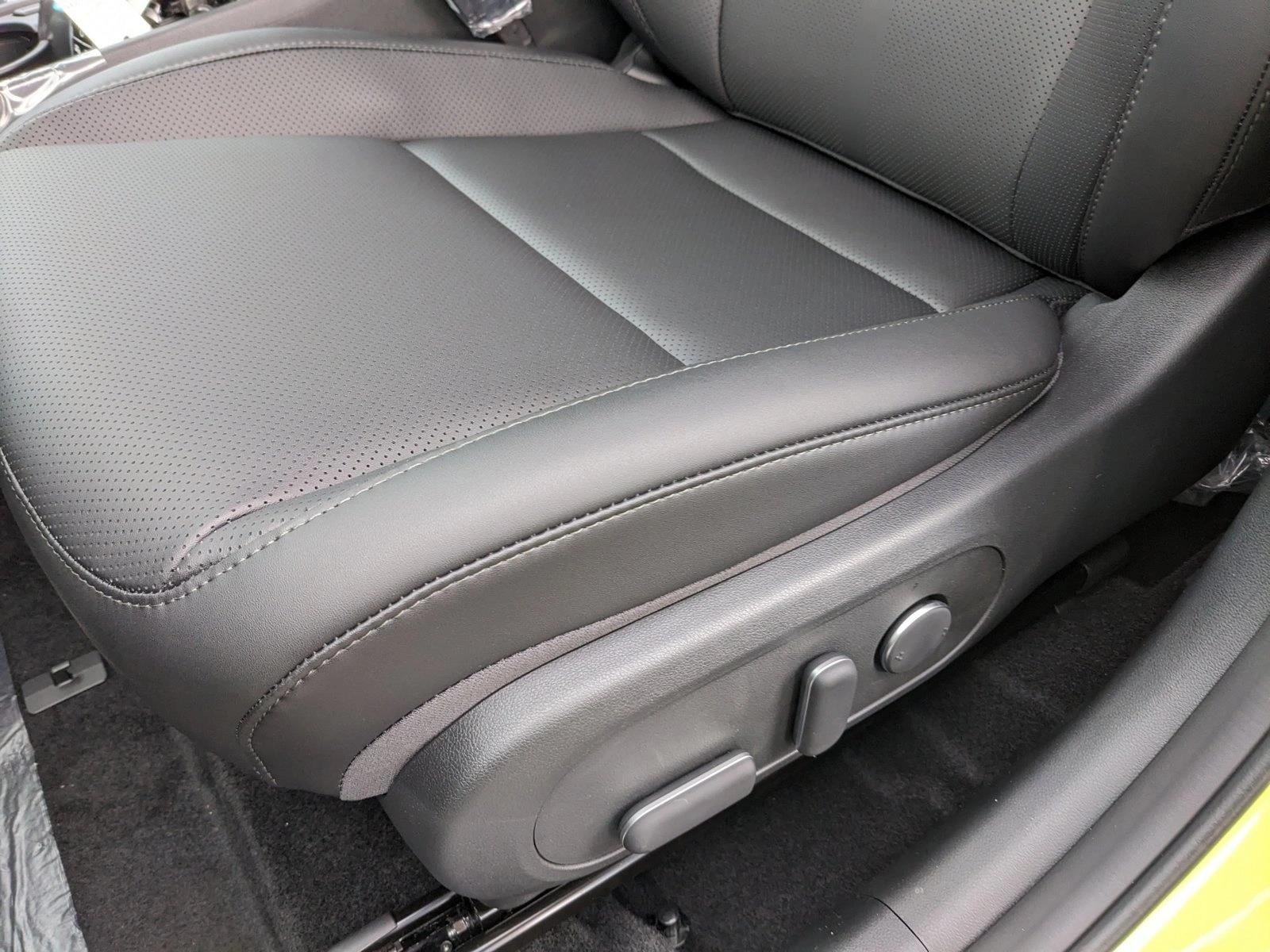 2024 Hyundai Kona Limited photo 4