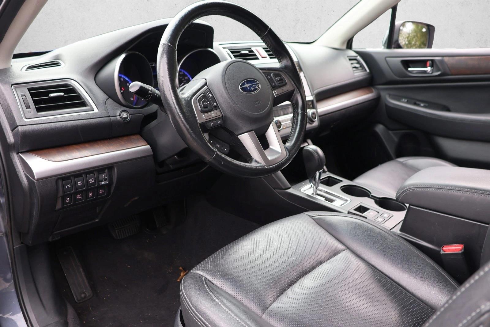 2015 Subaru Outback Limited - Photo 12