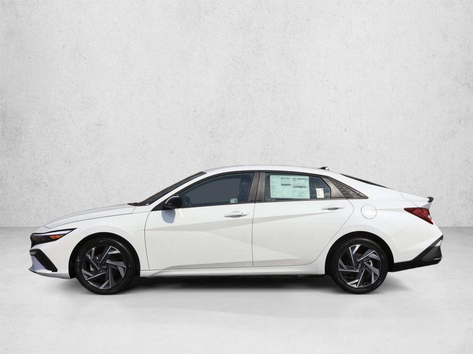 2025 Hyundai Elantra Blue - Photo 8