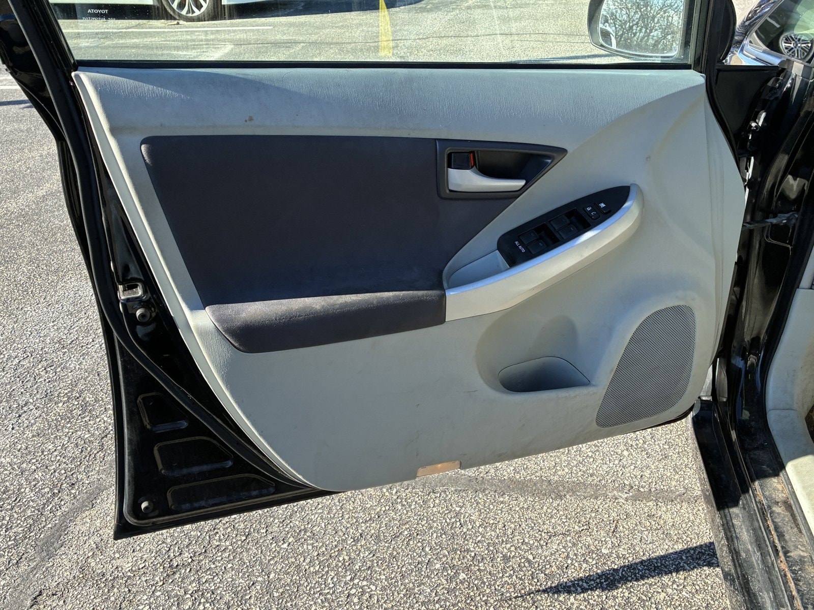 2011 TOYOTA PRIUS - Image 12