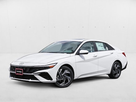 2025 Hyundai Elantra SEL Convenience Sedan