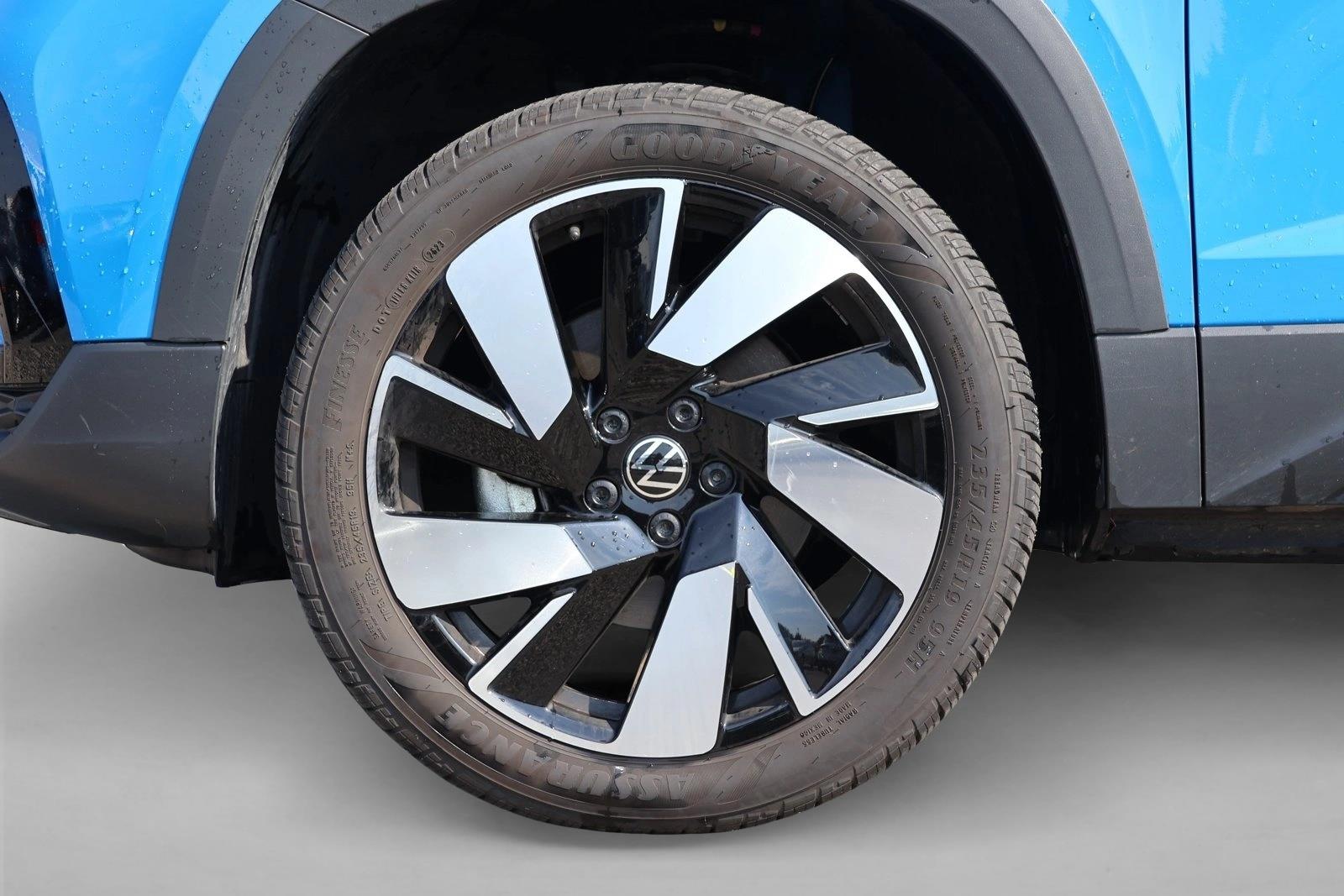 2024 Volkswagen Taos SEL - Photo 9