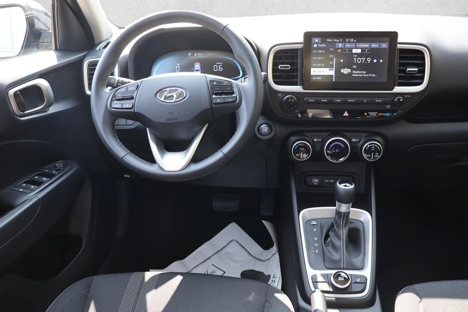 2026 Hyundai Venue SEL - Photo 24