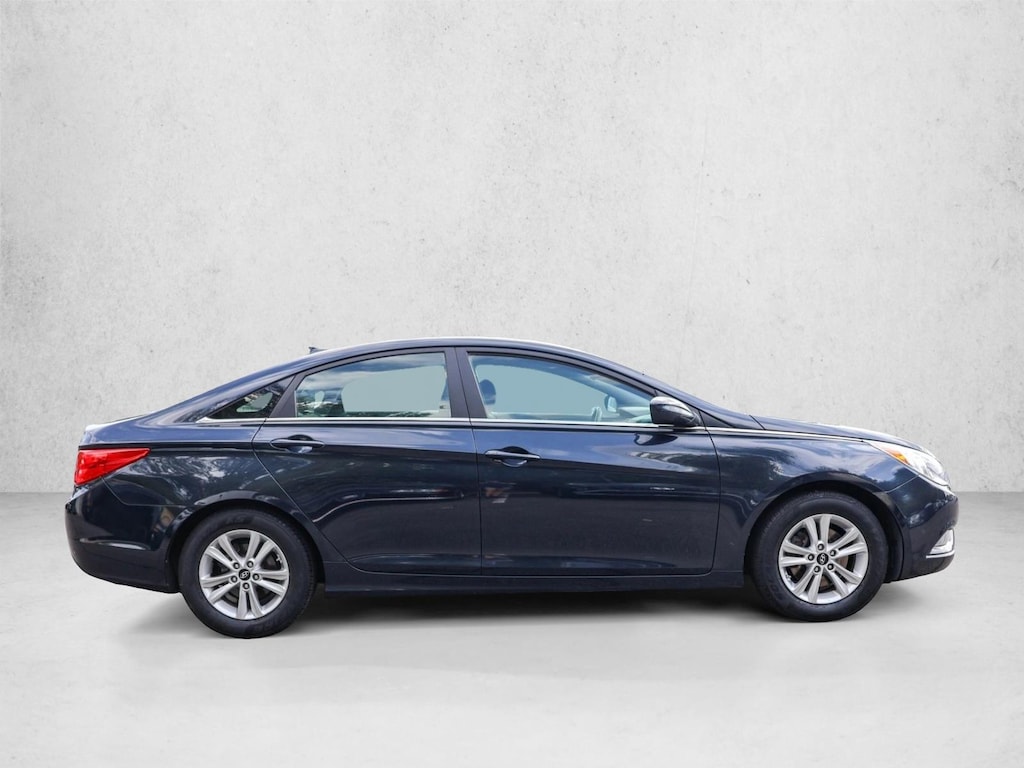 Used 2013 Hyundai Sonata GLS 4dr Car