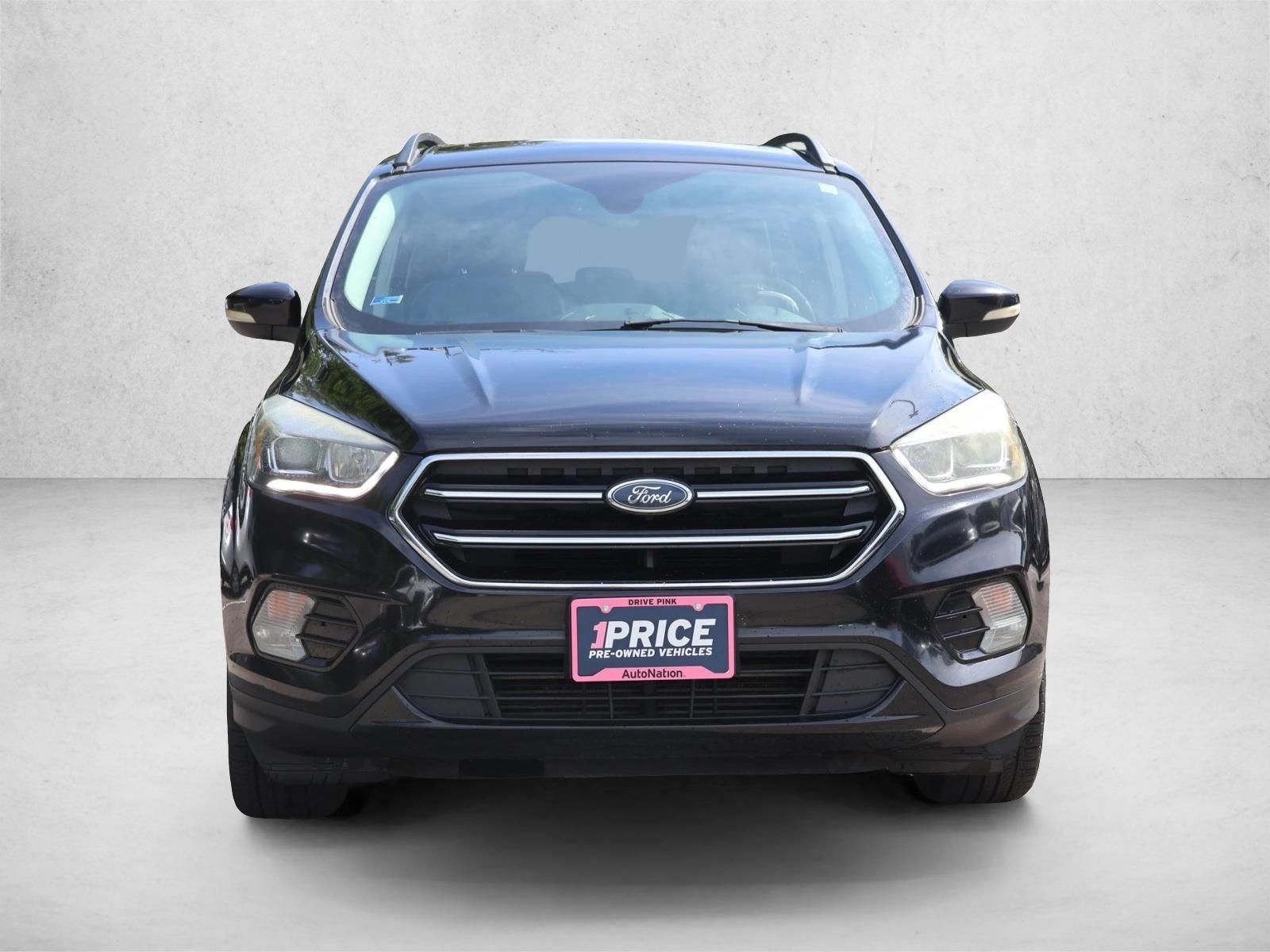 2017 Ford Escape Titanium - Photo 2