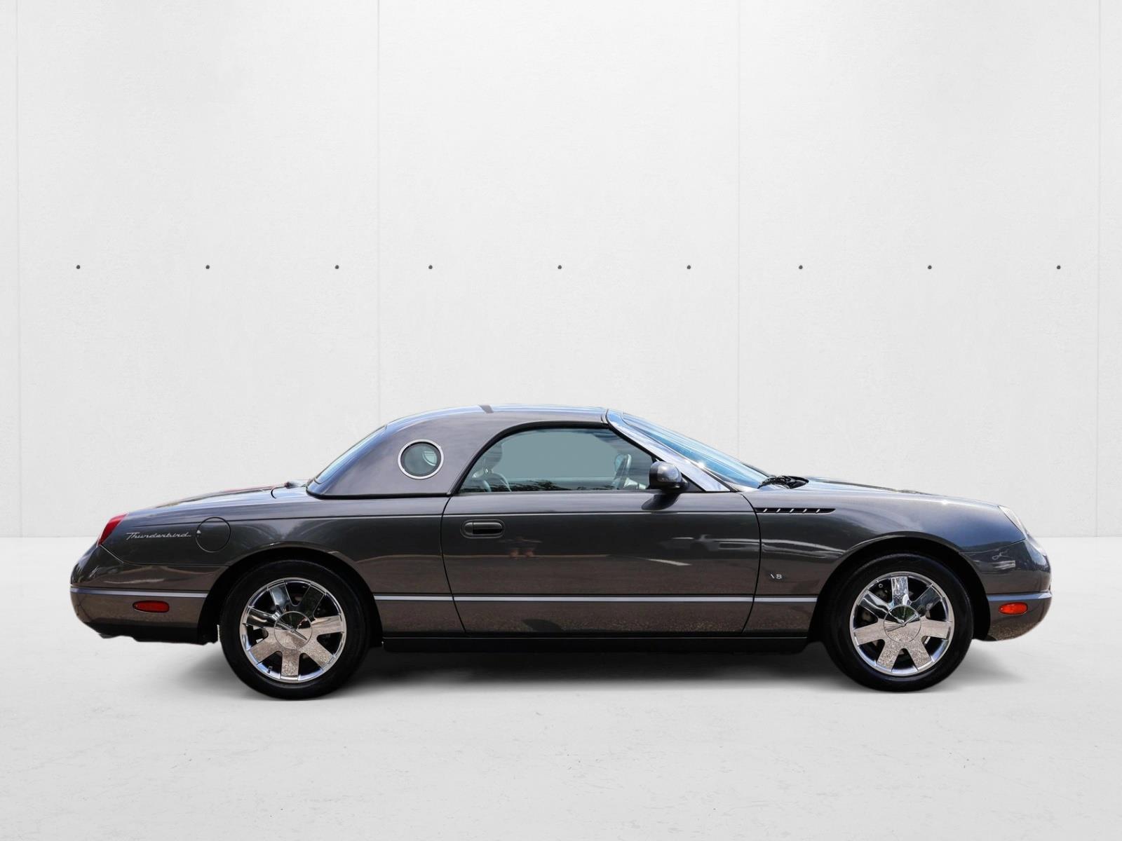 2003 Ford Thunderbird Premium photo 4
