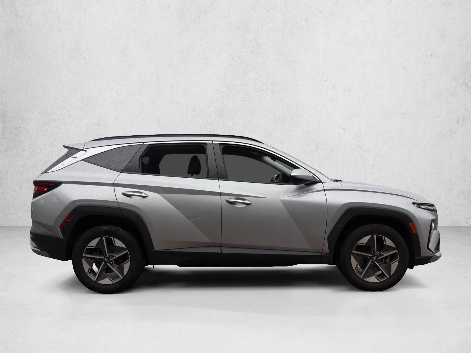 2025 Hyundai Tucson SEL - Photo 4