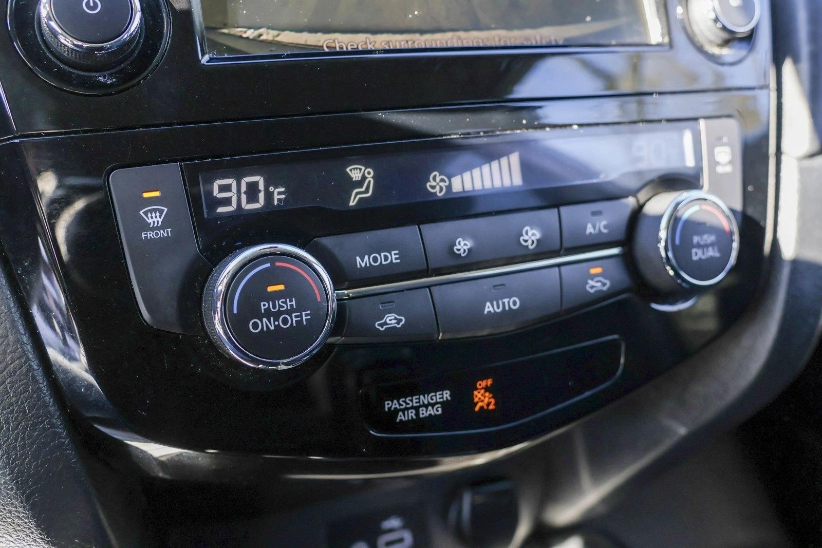 2019 NISSAN ROGUE - Image 19