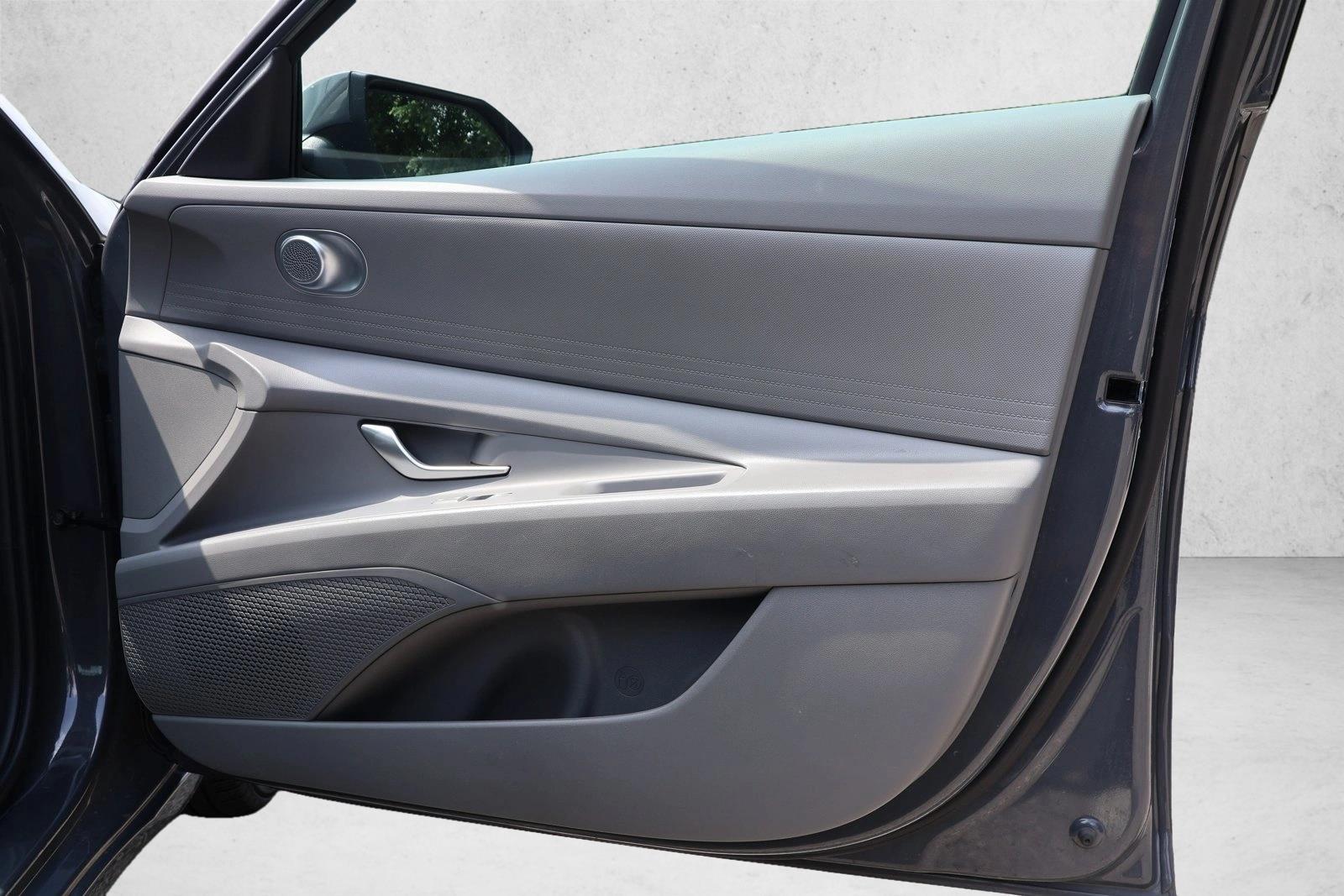 2024 Hyundai Elantra SEL - Photo 29