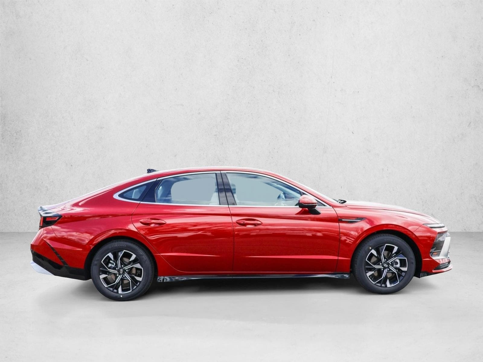 2025 Hyundai Sonata SEL - Photo 4