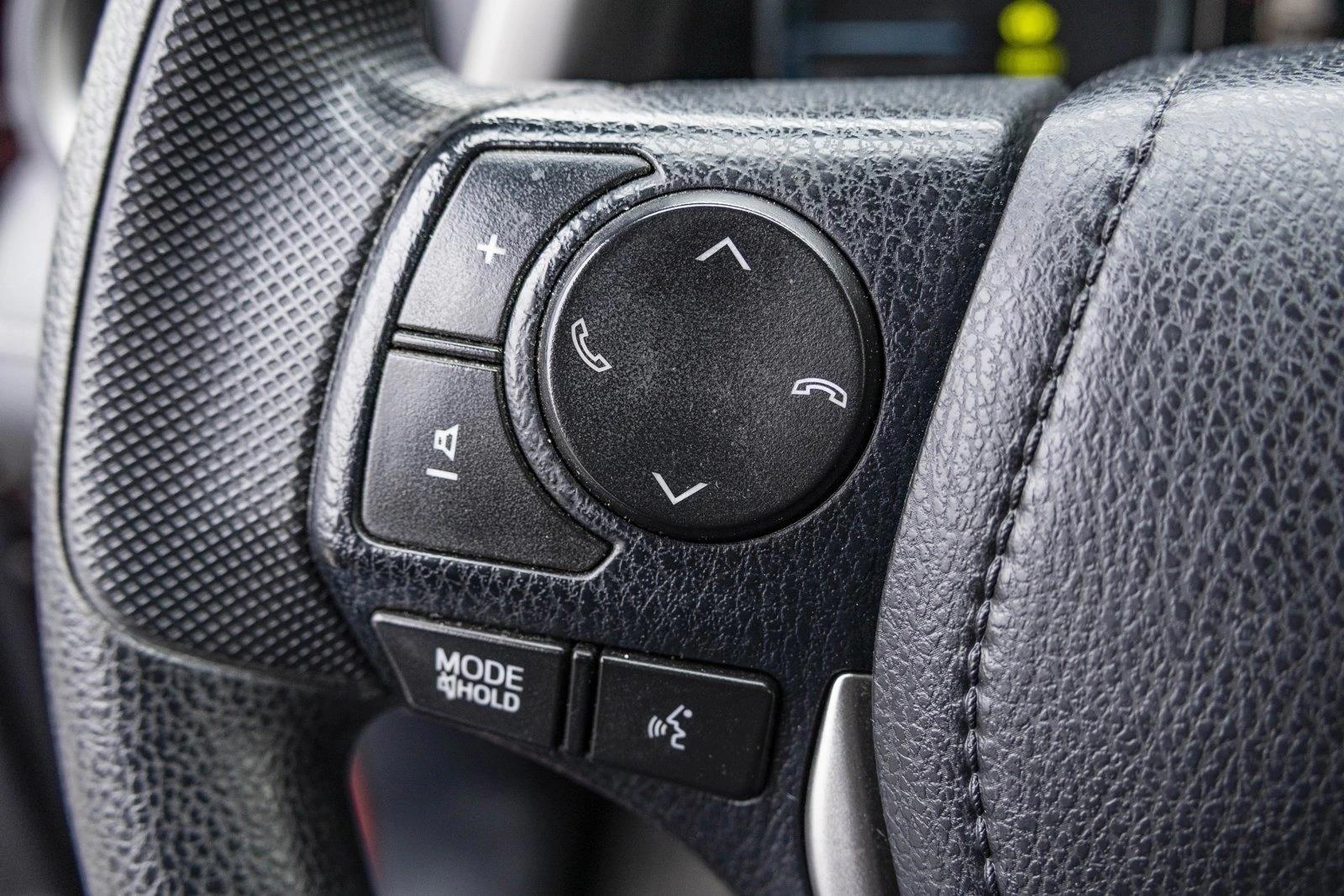 2018 TOYOTA RAV4 - Image 14