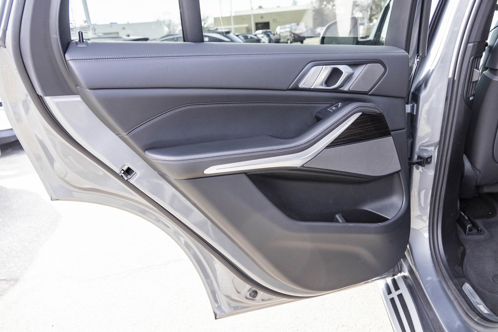 2025 BMW X5 - Image 23