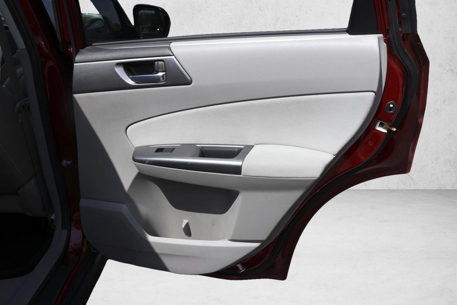 2013 Subaru Forester XT Touring - Photo 27