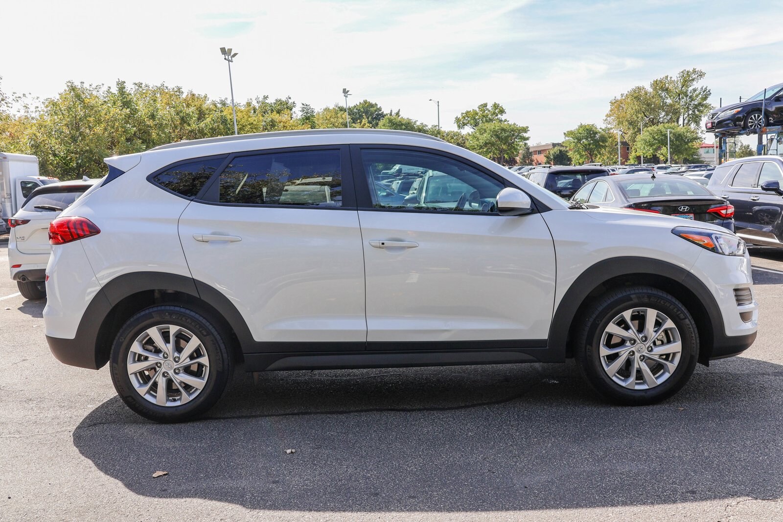 2021 Hyundai Tucson Value photo 3