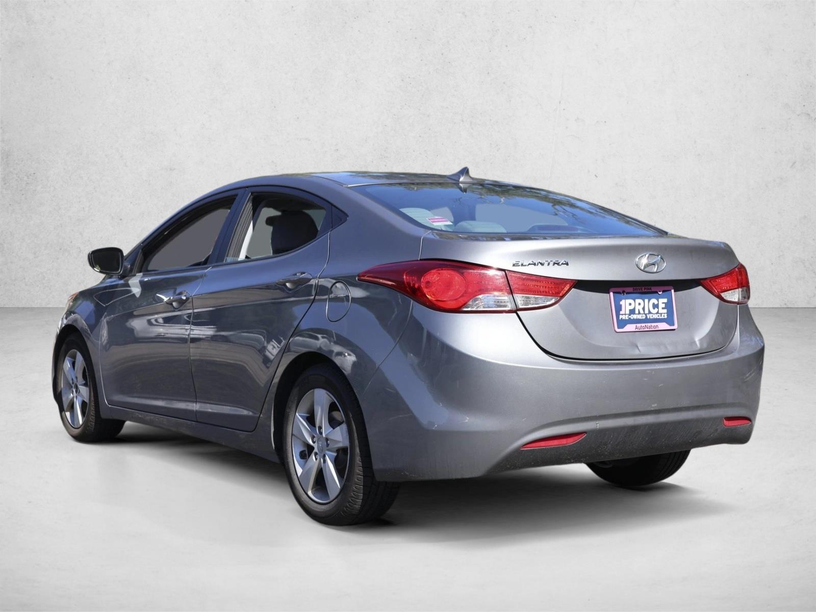 2013 Hyundai Elantra GLS - Photo 7