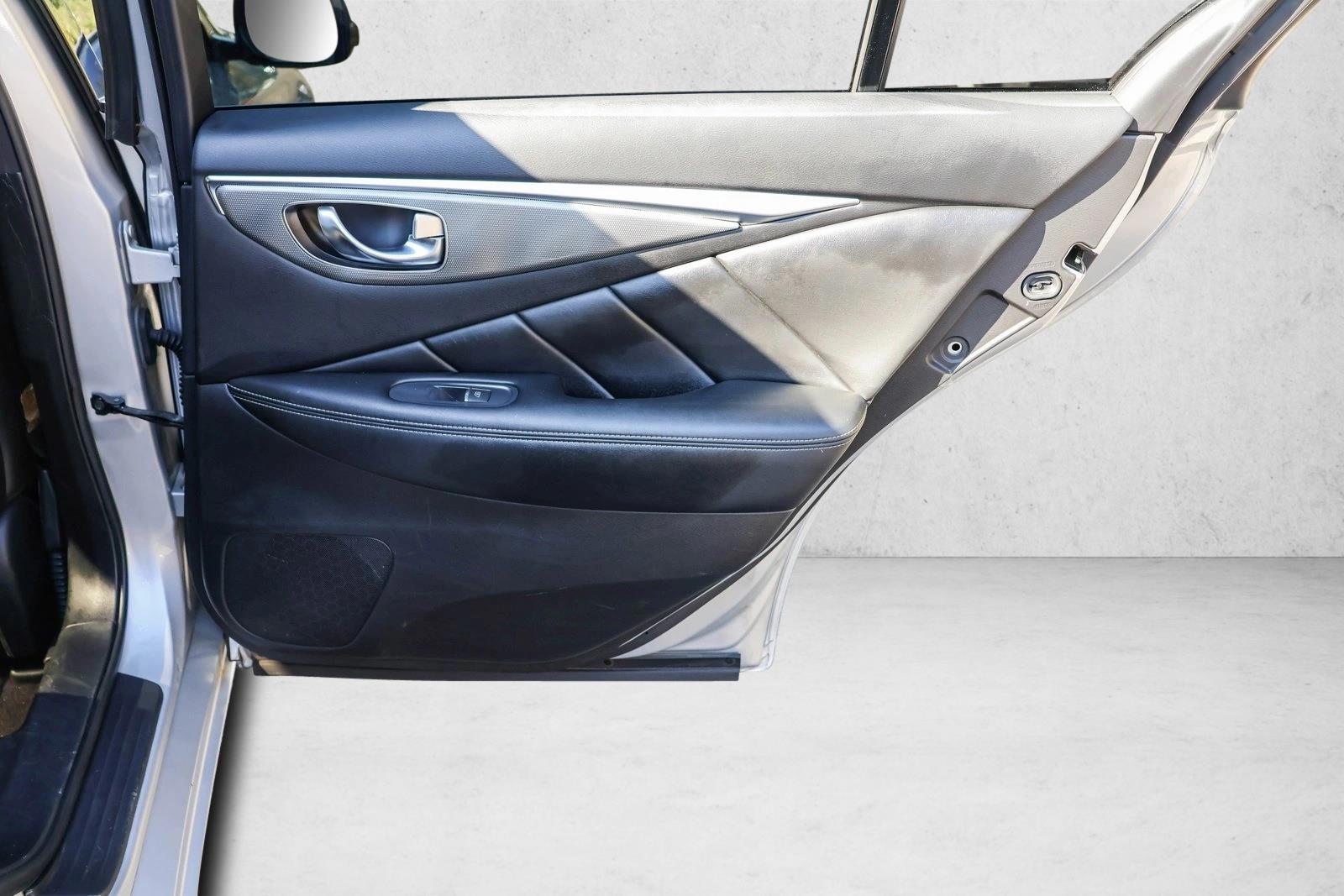 2017 INFINITI Q50 - Image 27