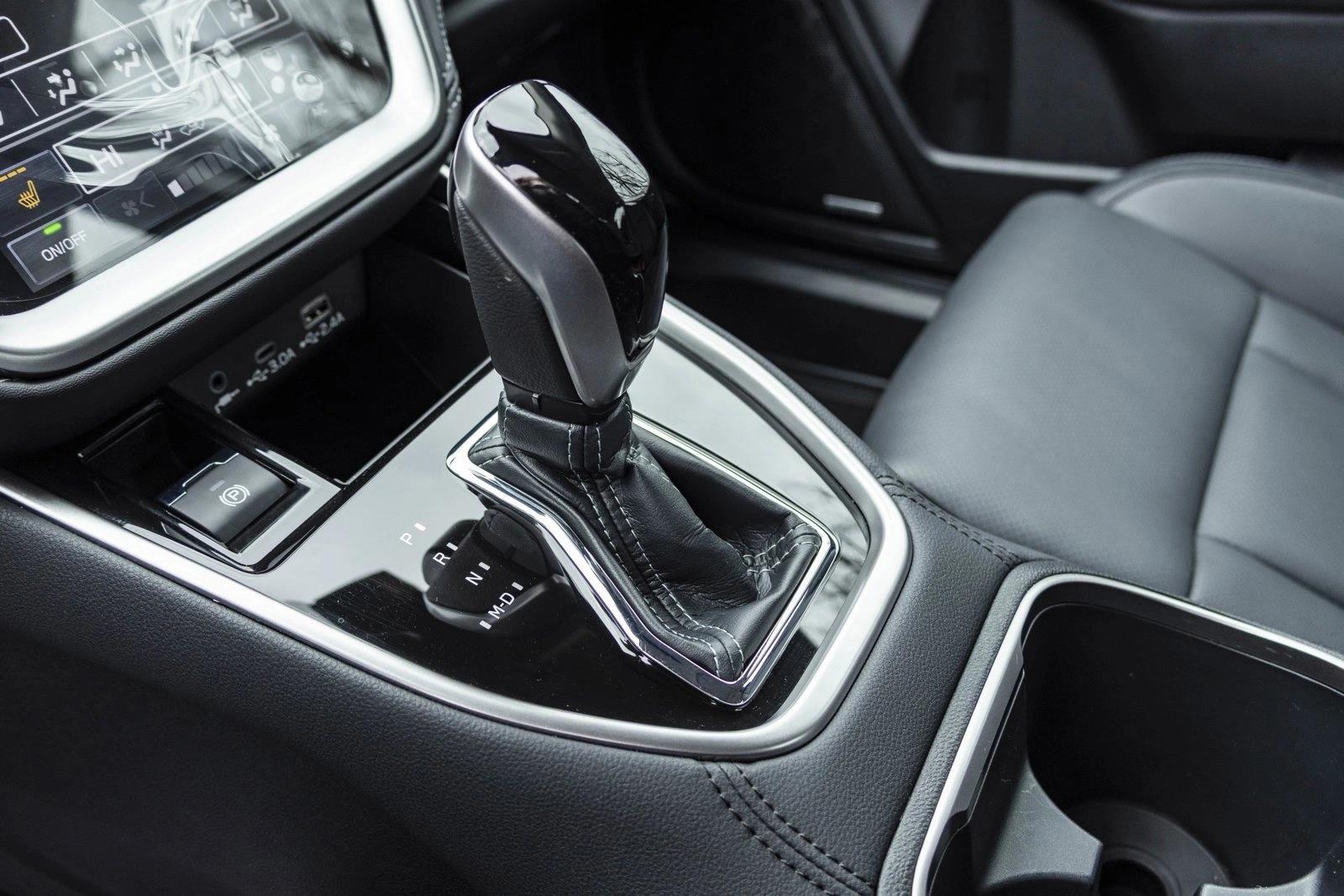 2025 SUBARU LEGACY - Image 21