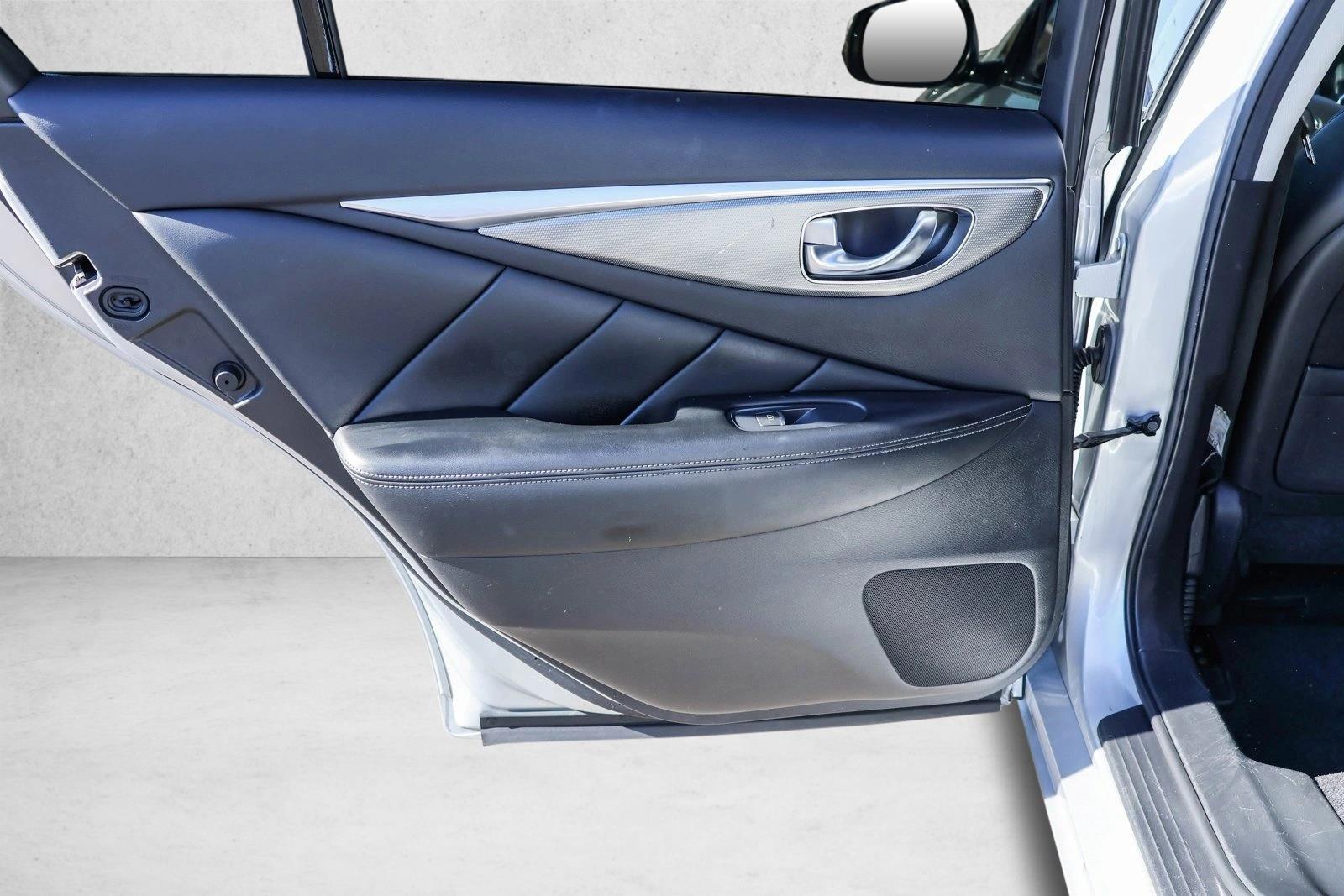 2017 INFINITI Q50 - Image 22