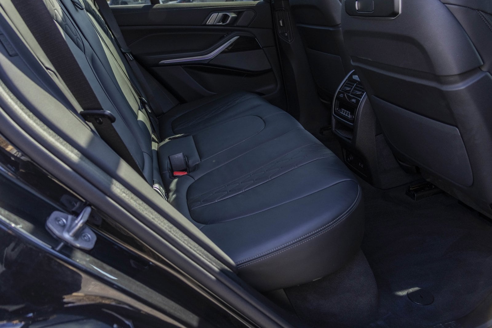 2025 BMW X5 - Image 26