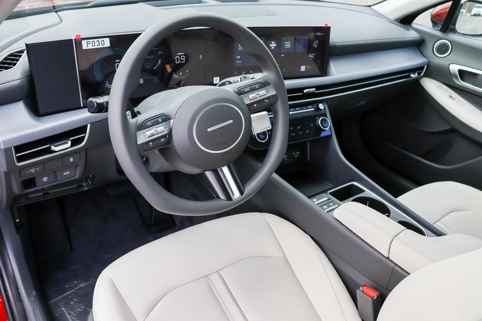 2025 Hyundai Sonata SEL - Photo 10