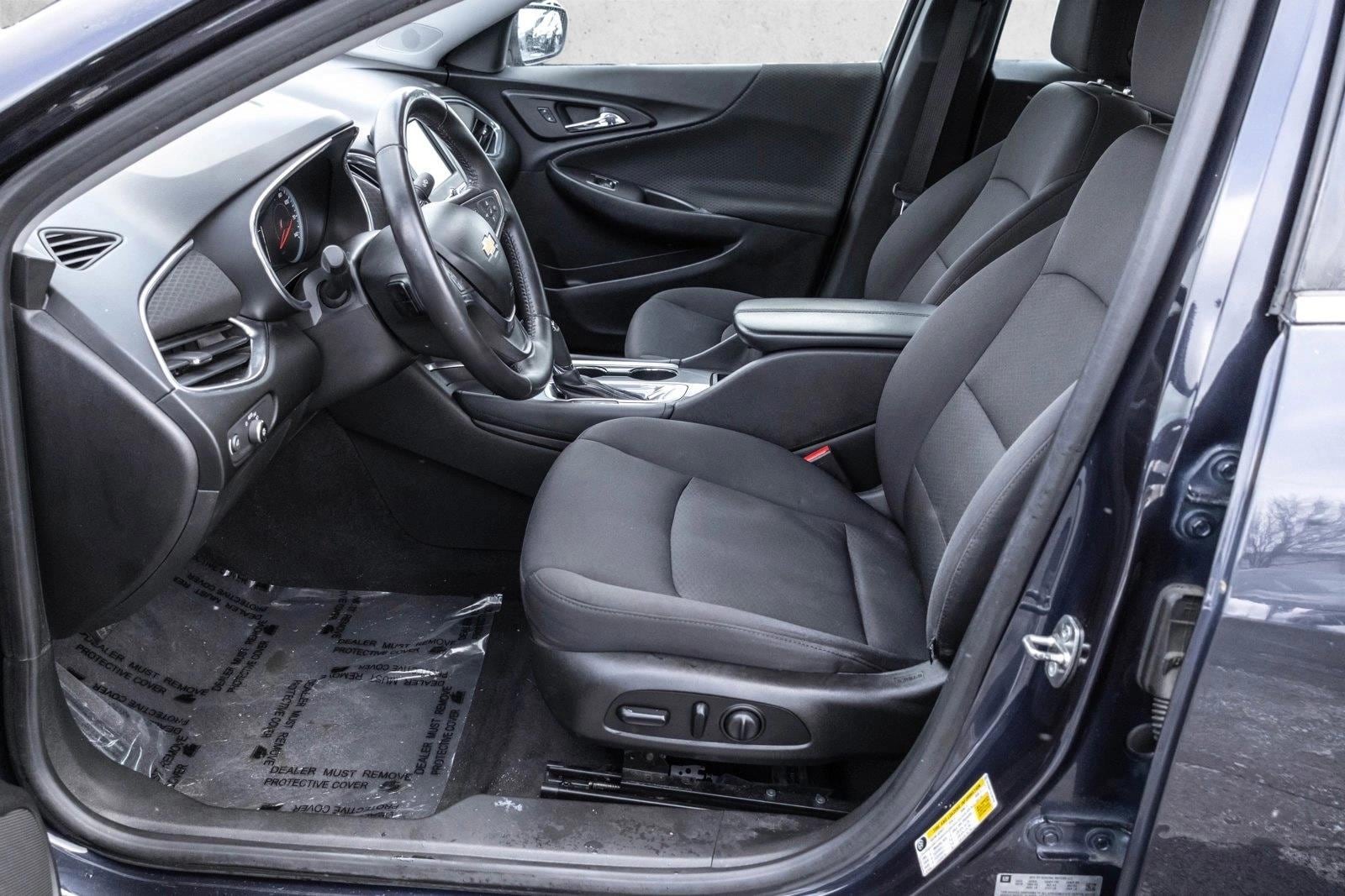 2016 CHEVROLET MALIBU - Image 11