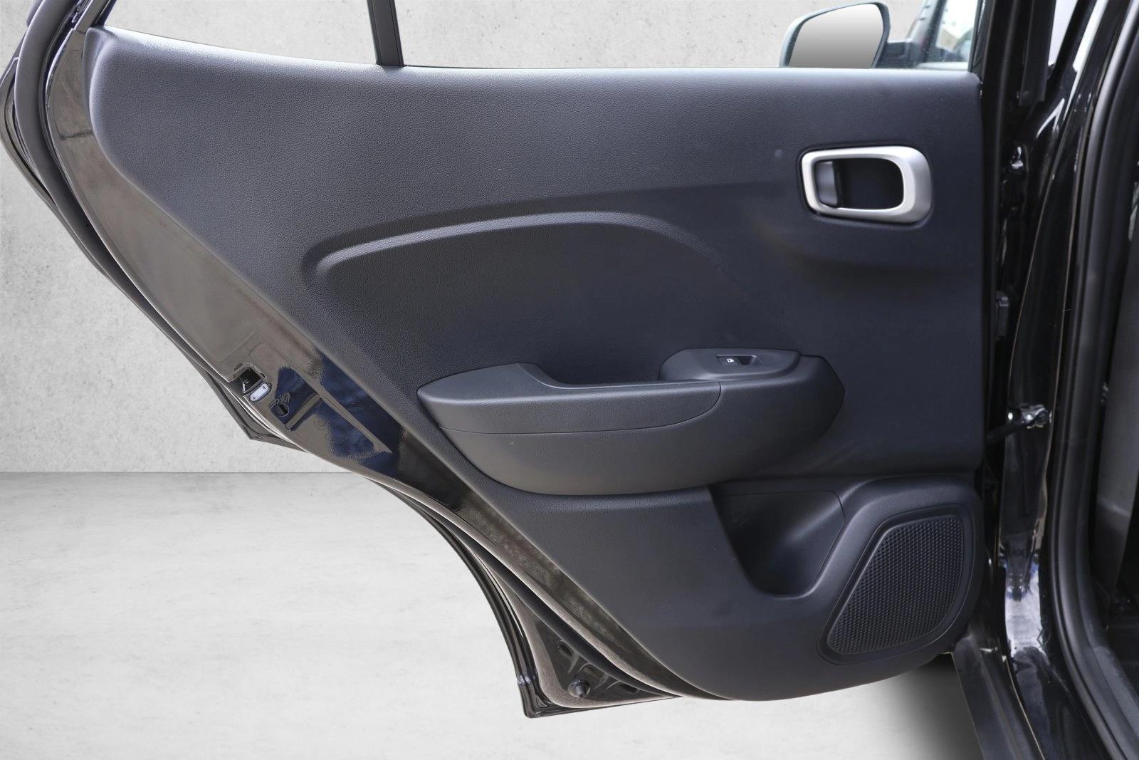 2026 Hyundai Venue SEL - Photo 22