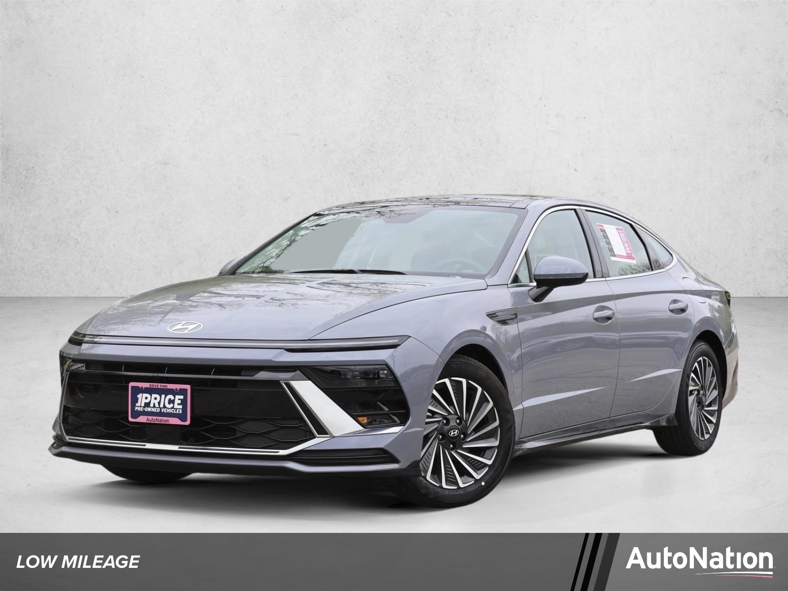 2026 Hyundai Sonata SEL's photo