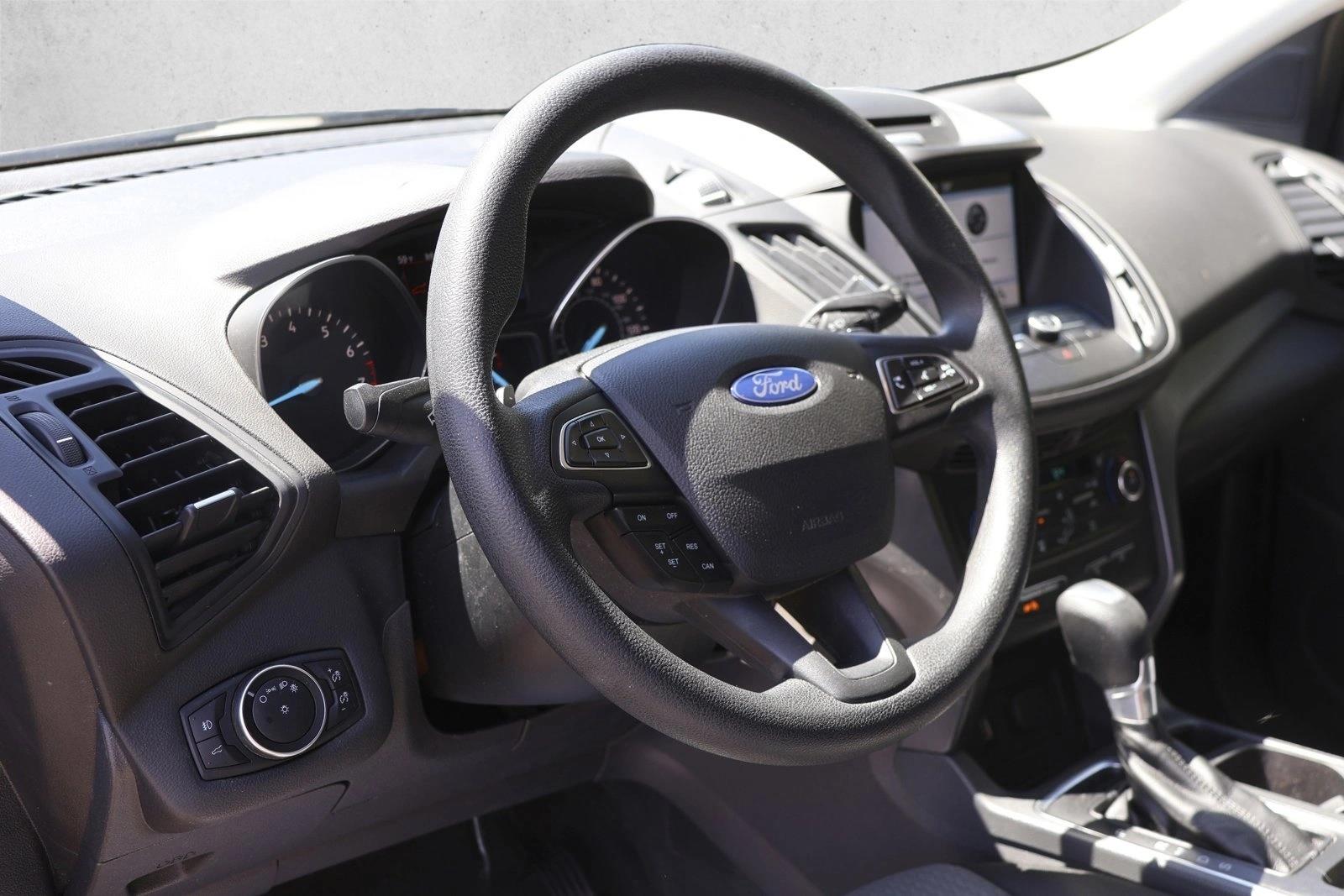 2017 Ford Escape SE - Photo 10