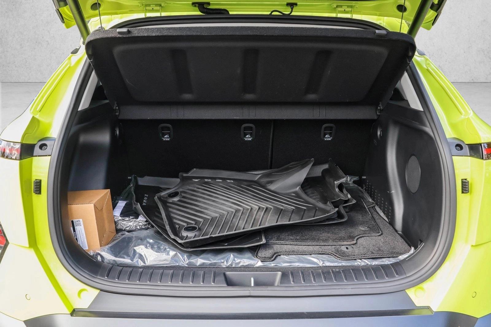 2024 HYUNDAI KONA - Image 28