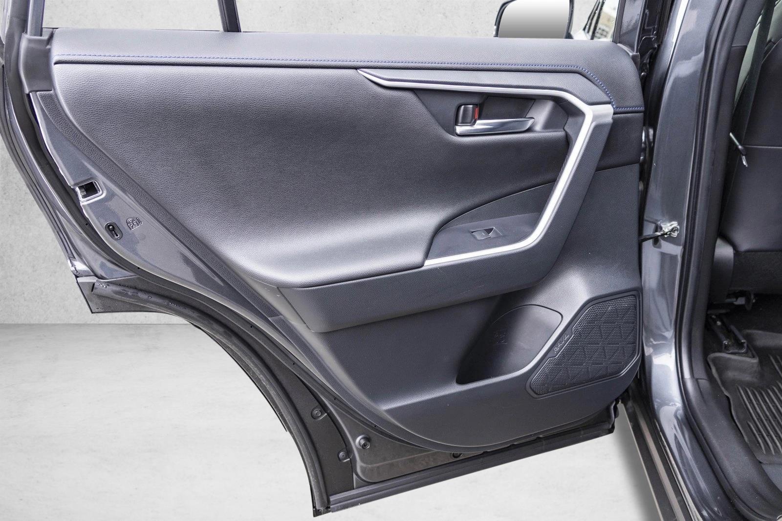 2023 TOYOTA RAV4 - Image 22