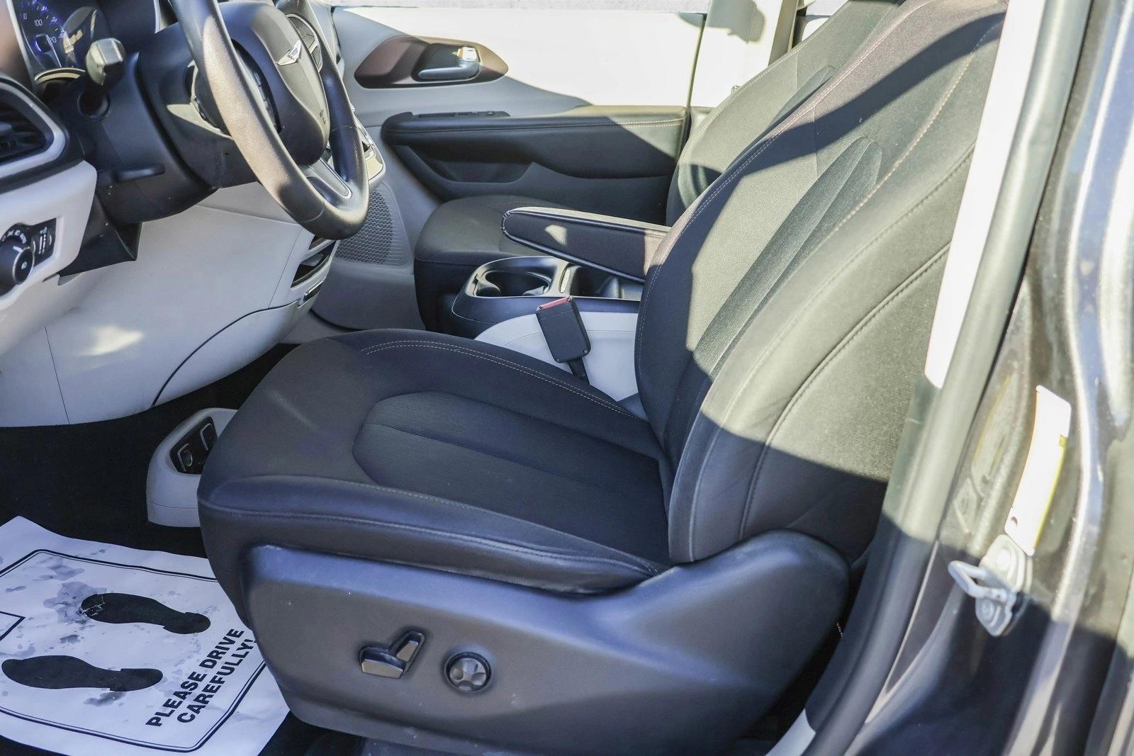 2018 CHRYSLER PACIFICA - Image 11