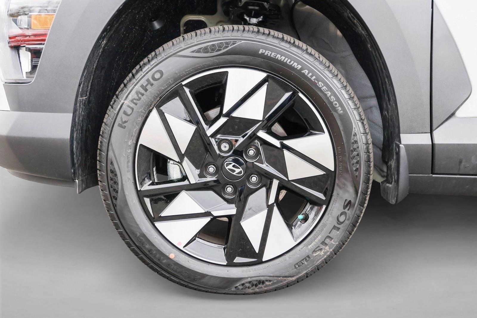 2025 Hyundai Kona SEL Convenience - Photo 9