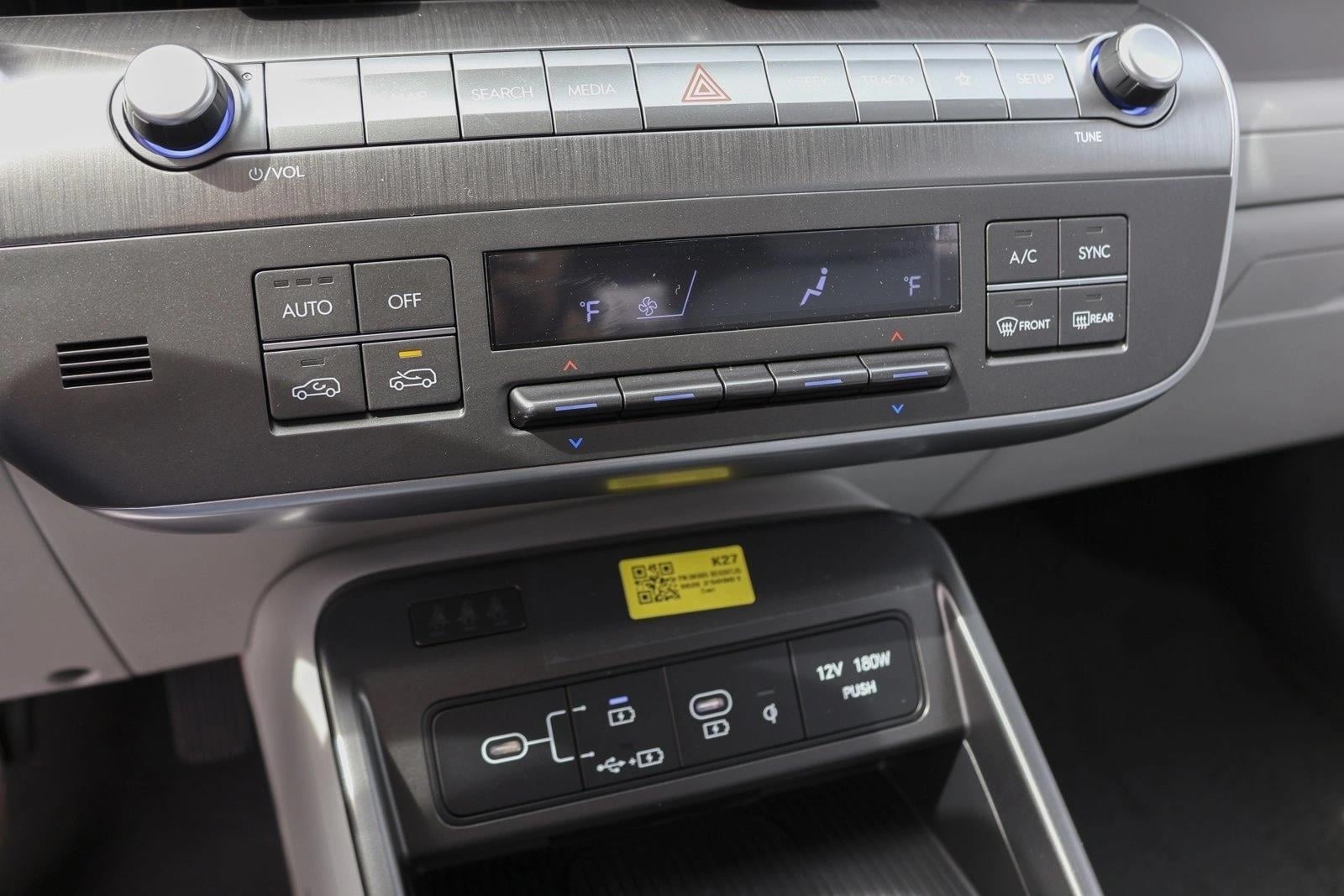 2026 Hyundai Kona SEL Premium - Photo 19