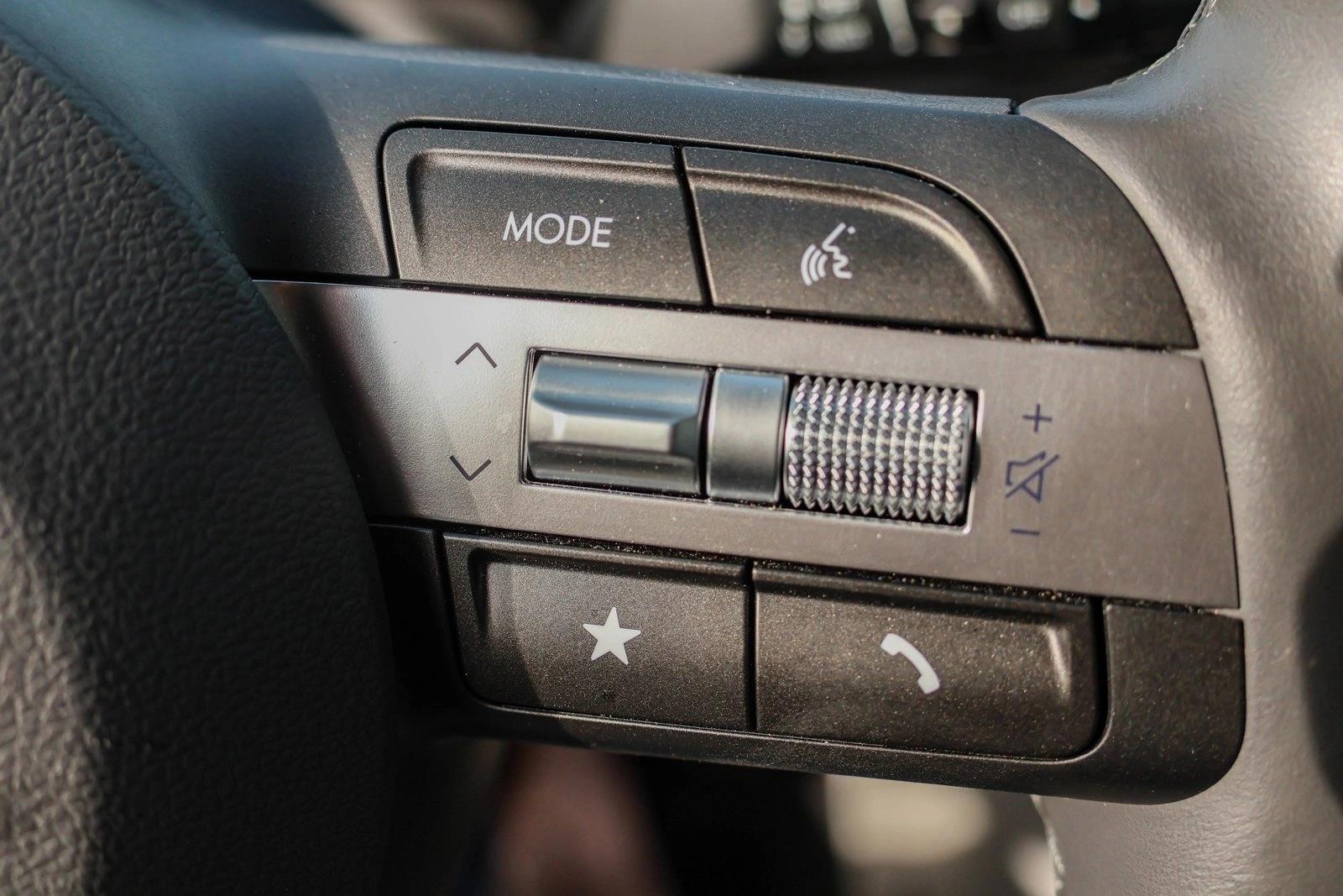 2025 HYUNDAI KONA - Image 16