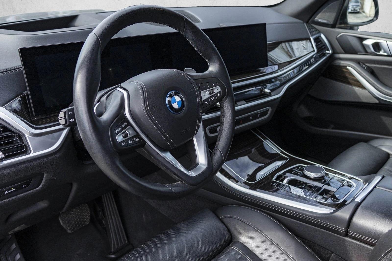 2025 BMW X5 - Image 10